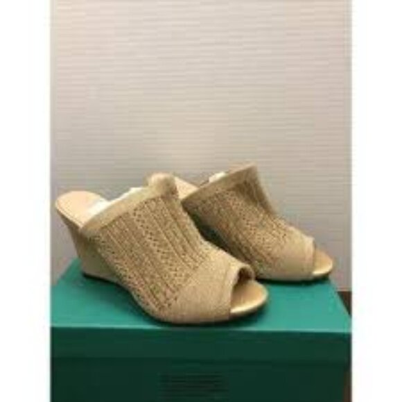 NIB- LAUREN LORRAINE MARTHA WEDGE SANDAL - Picture 2 of 8